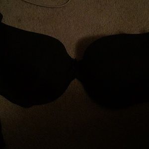 Black bush up bra